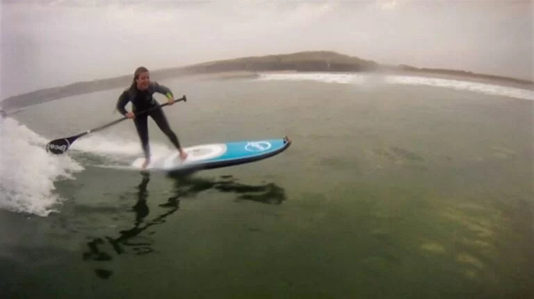 Tina Beresford tests our new 2015 7’9” Loco SUP |  Loco Surfing